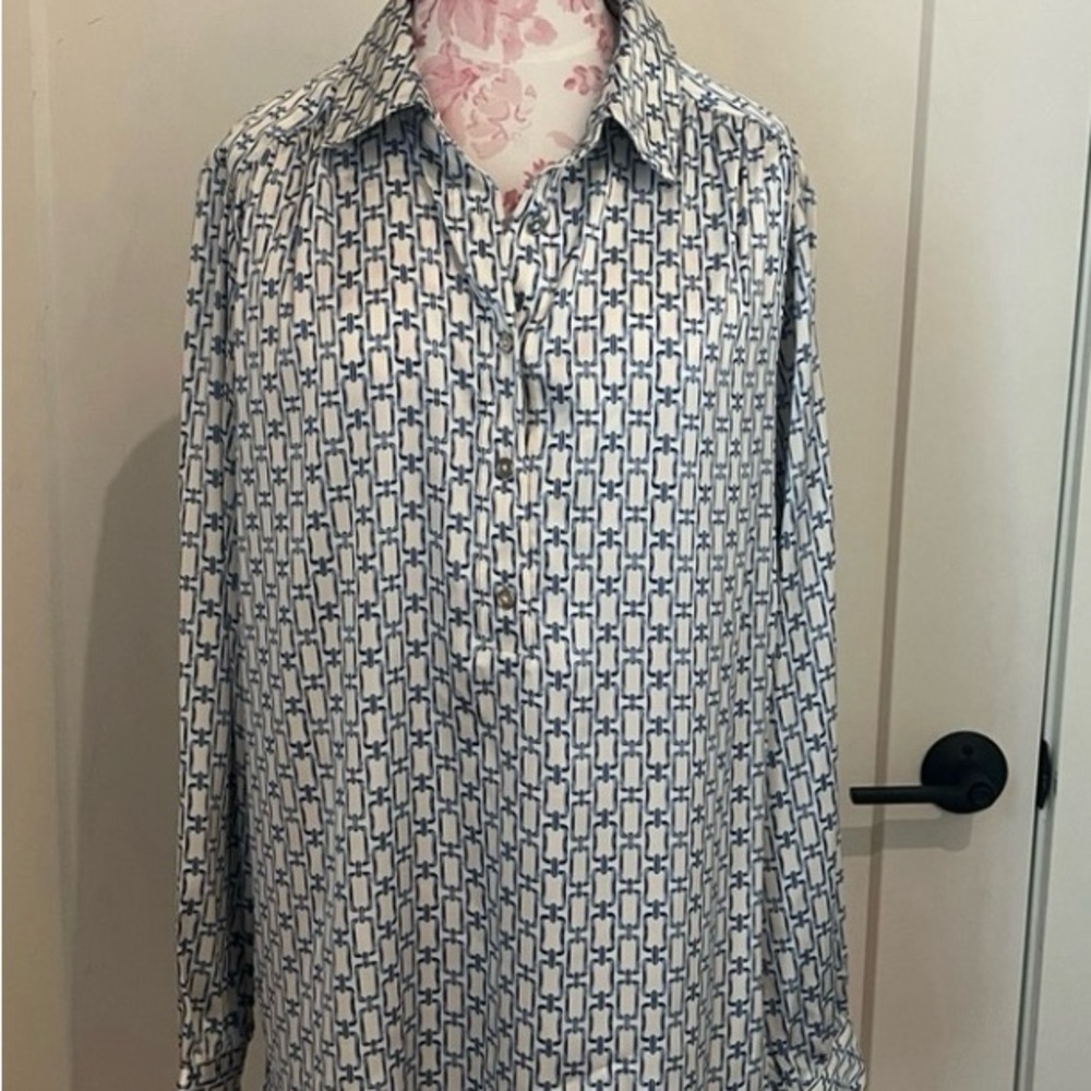 Jones New York Navy and White Patterned Blouse